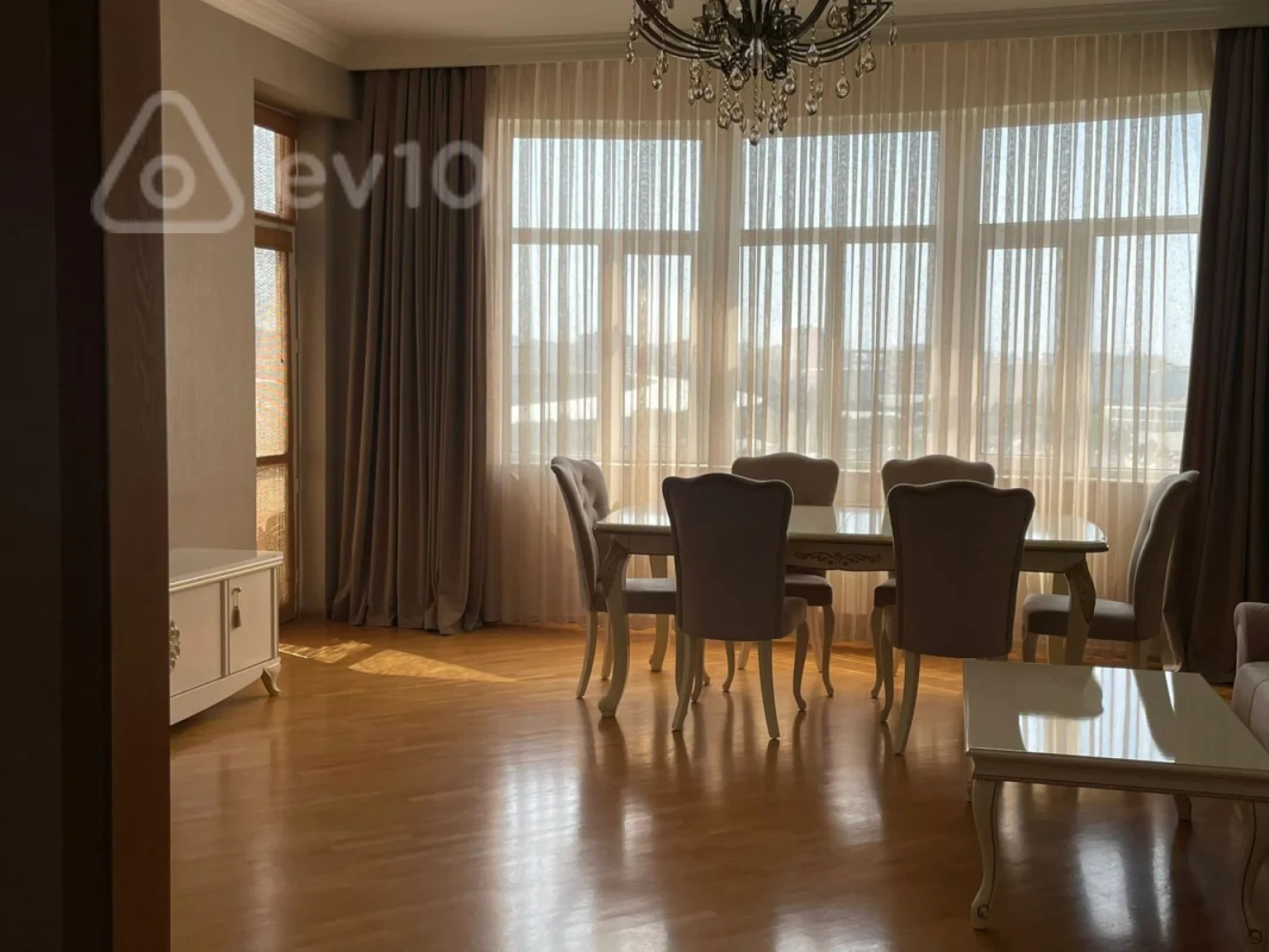 Satılır 3 otaqlı yeni tikili 100 m²