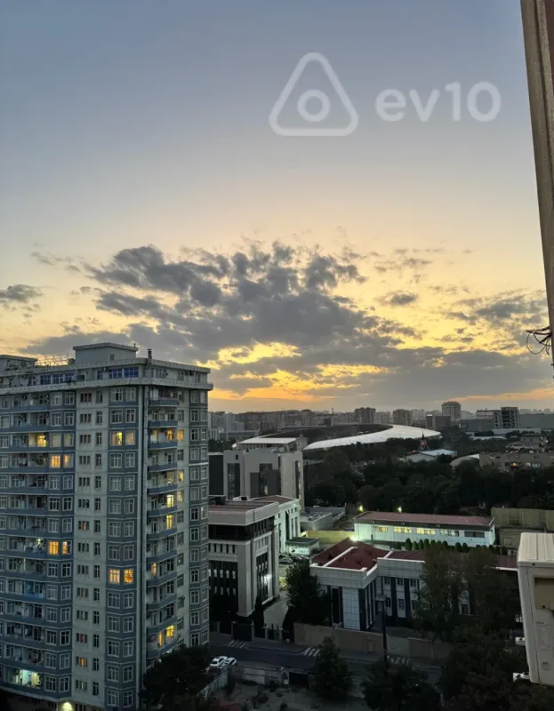 Satılır 3 otaqlı yeni tikili 100 m²