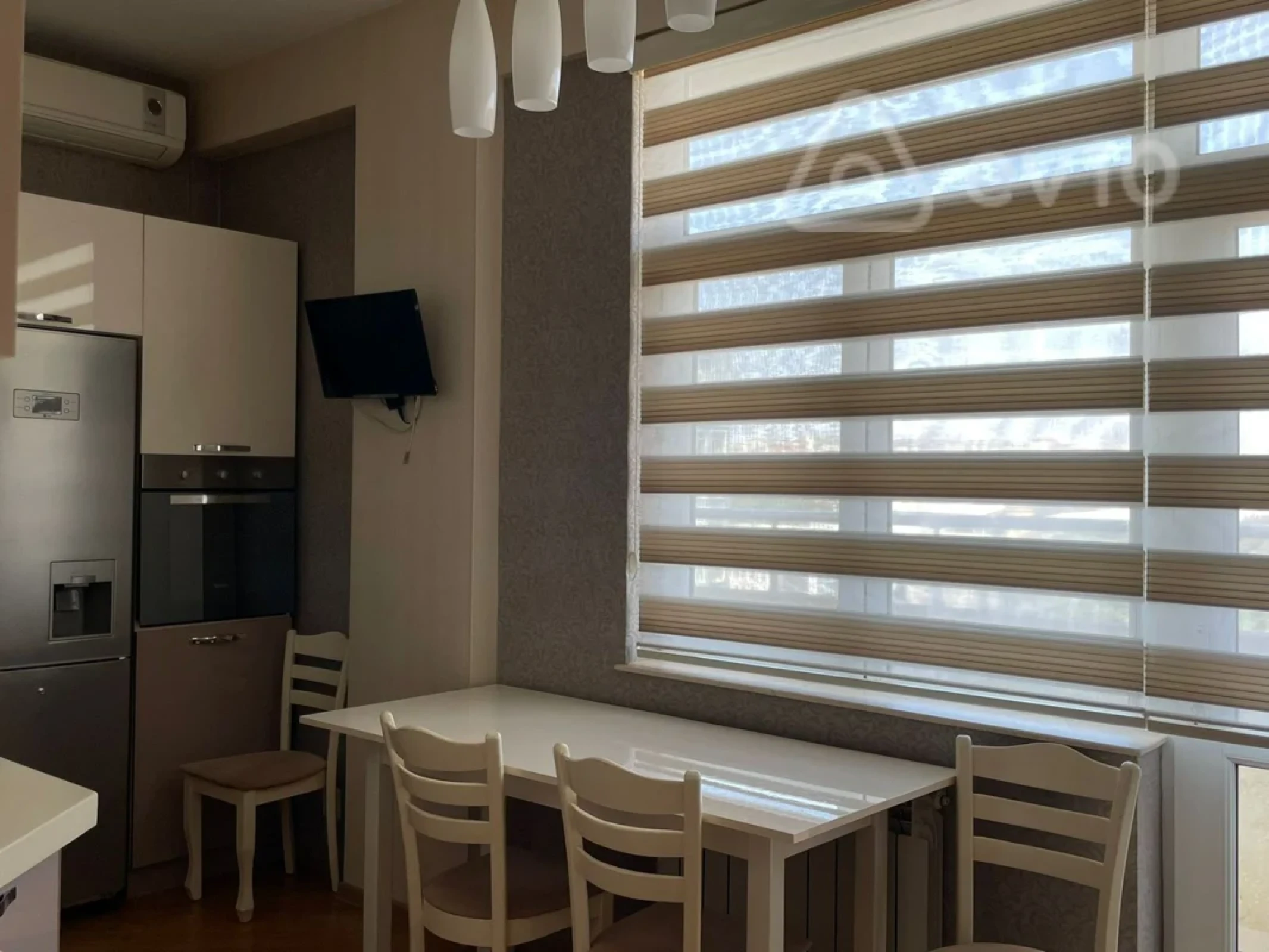 Satılır 3 otaqlı yeni tikili 100 m²