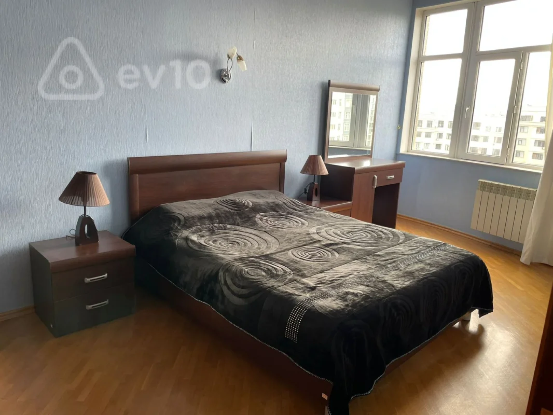 Satılır 3 otaqlı yeni tikili 100 m²