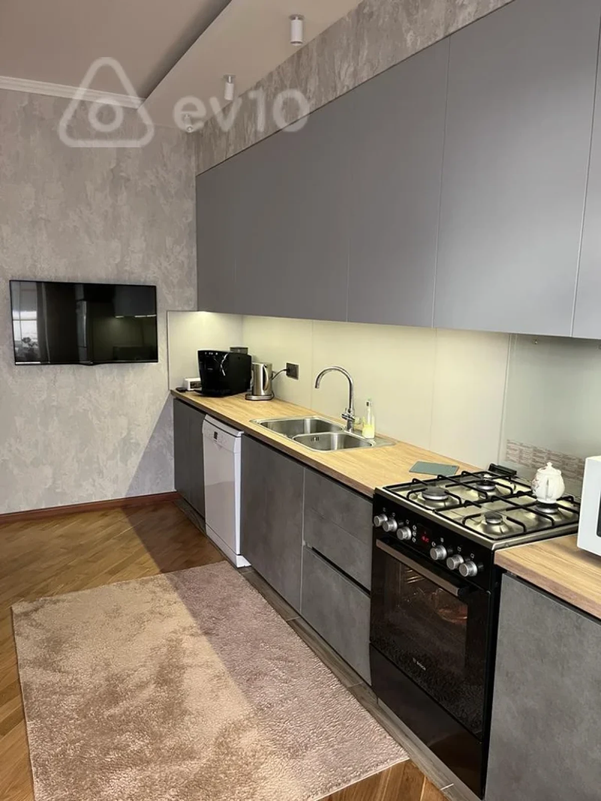 Satılır 3 otaqlı yeni tikili 154 m²