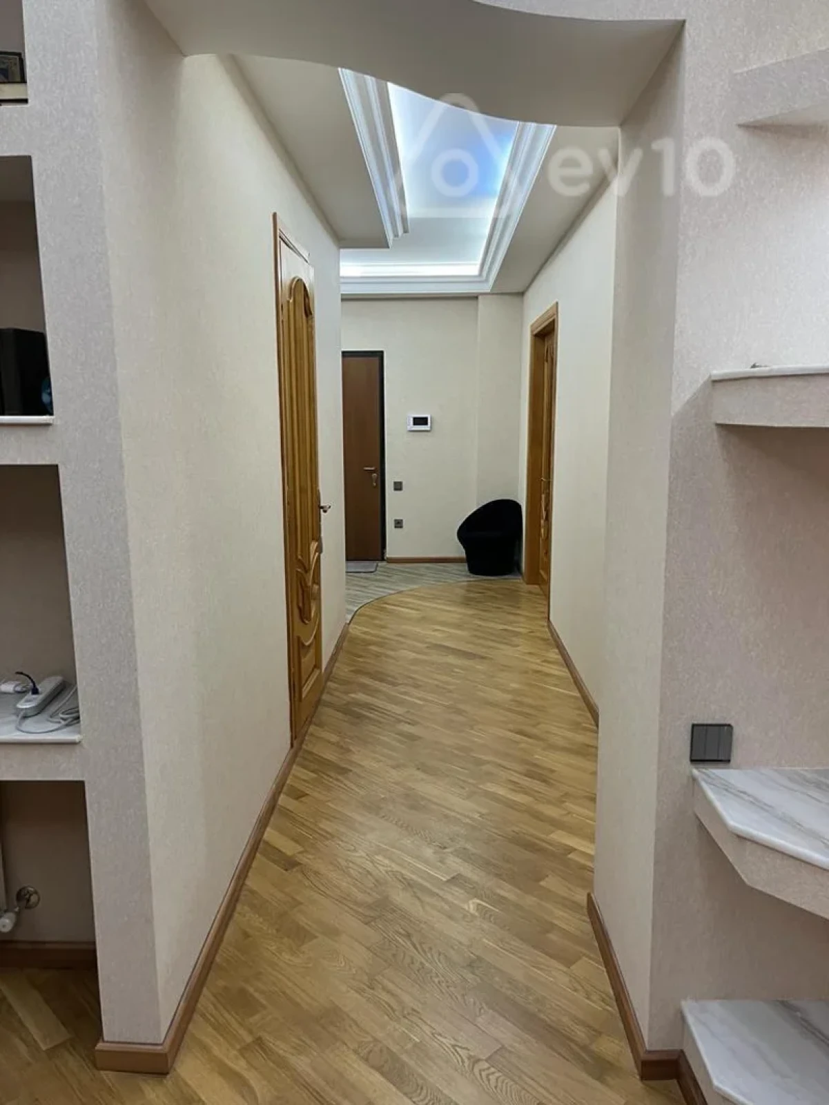 Satılır 3 otaqlı yeni tikili 154 m²