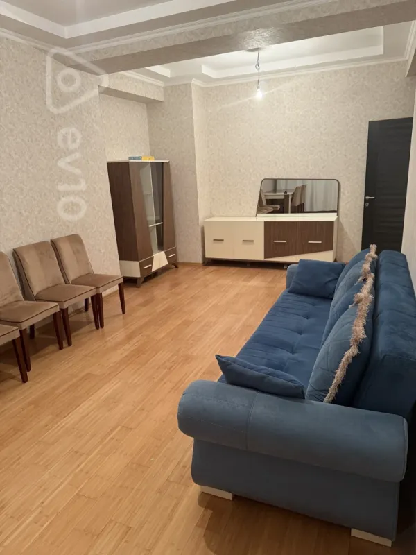 Kirayə verilir 2 otaqlı yeni tikili 70 m²