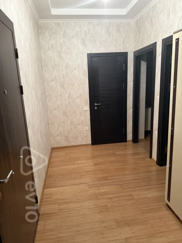 Kirayə verilir 2 otaqlı yeni tikili 70 m²