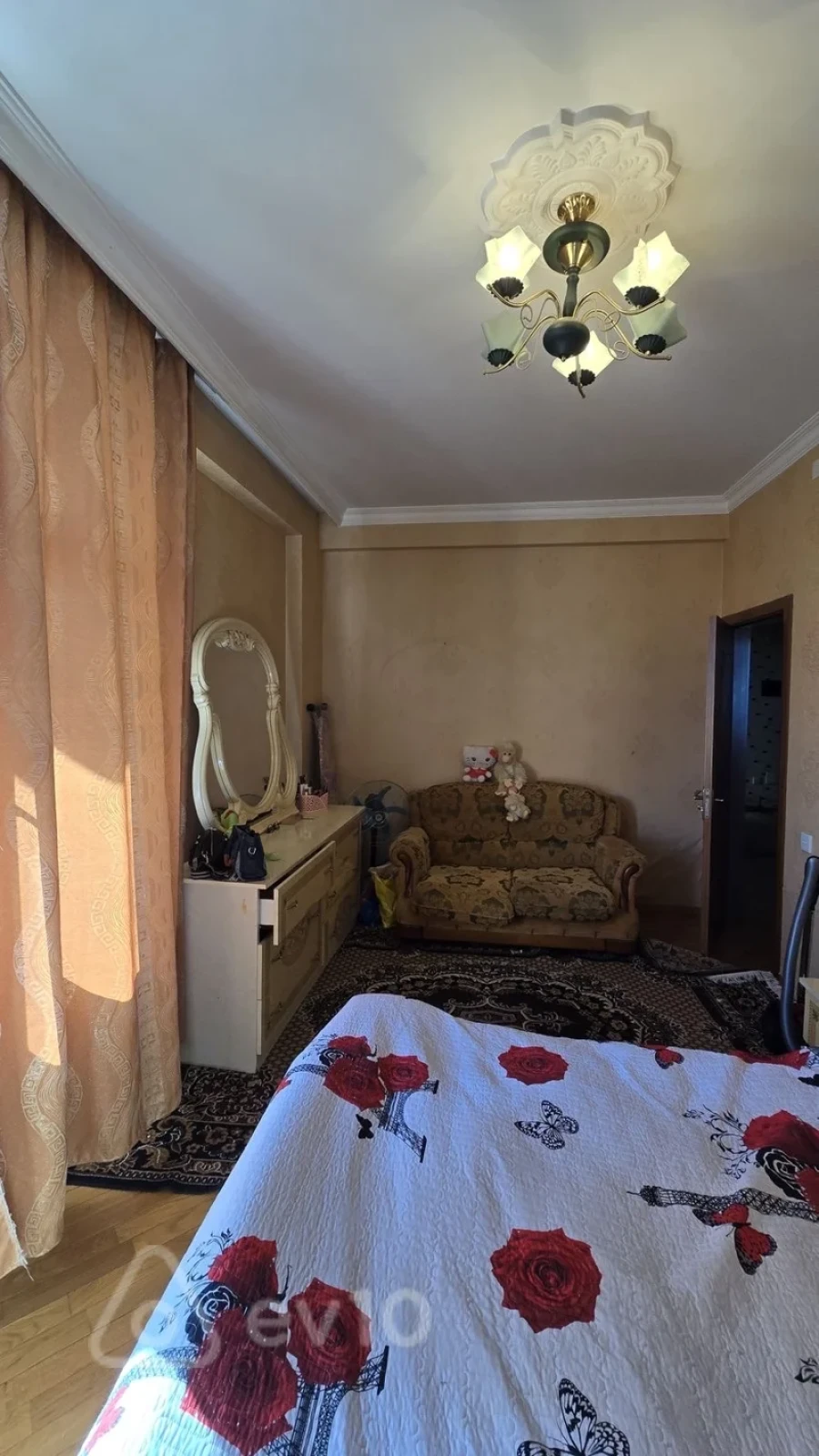 Kirayə verilir 2 otaqlı yeni tikili 85 m²