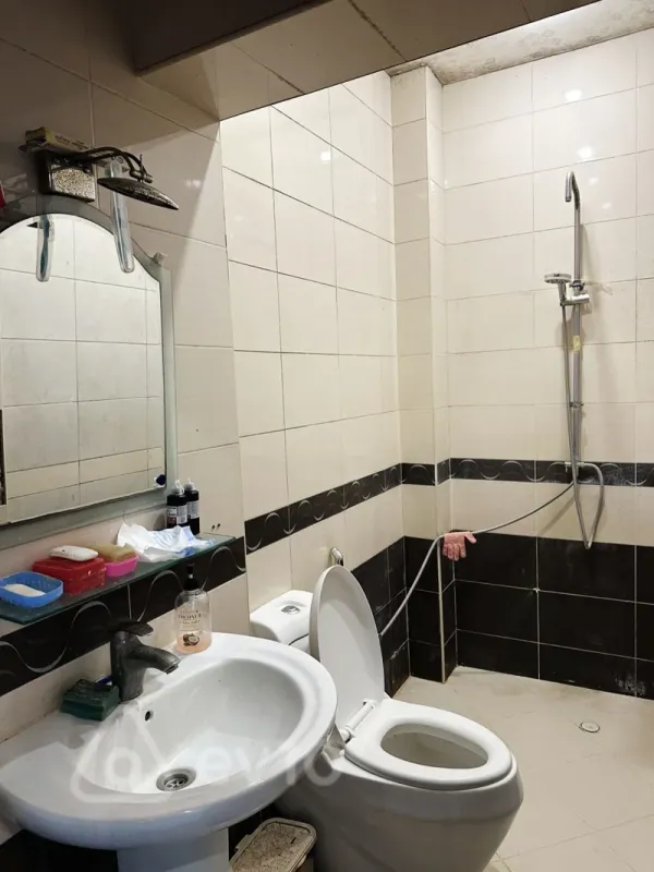 Kirayə verilir 3 otaqlı yeni tikili 90 m²