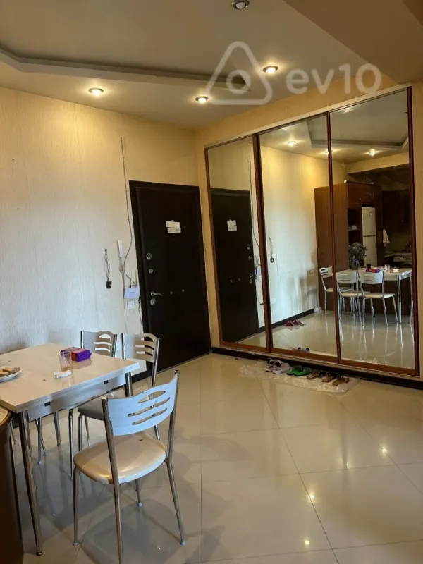 Kirayə verilir 3 otaqlı yeni tikili 90 m²