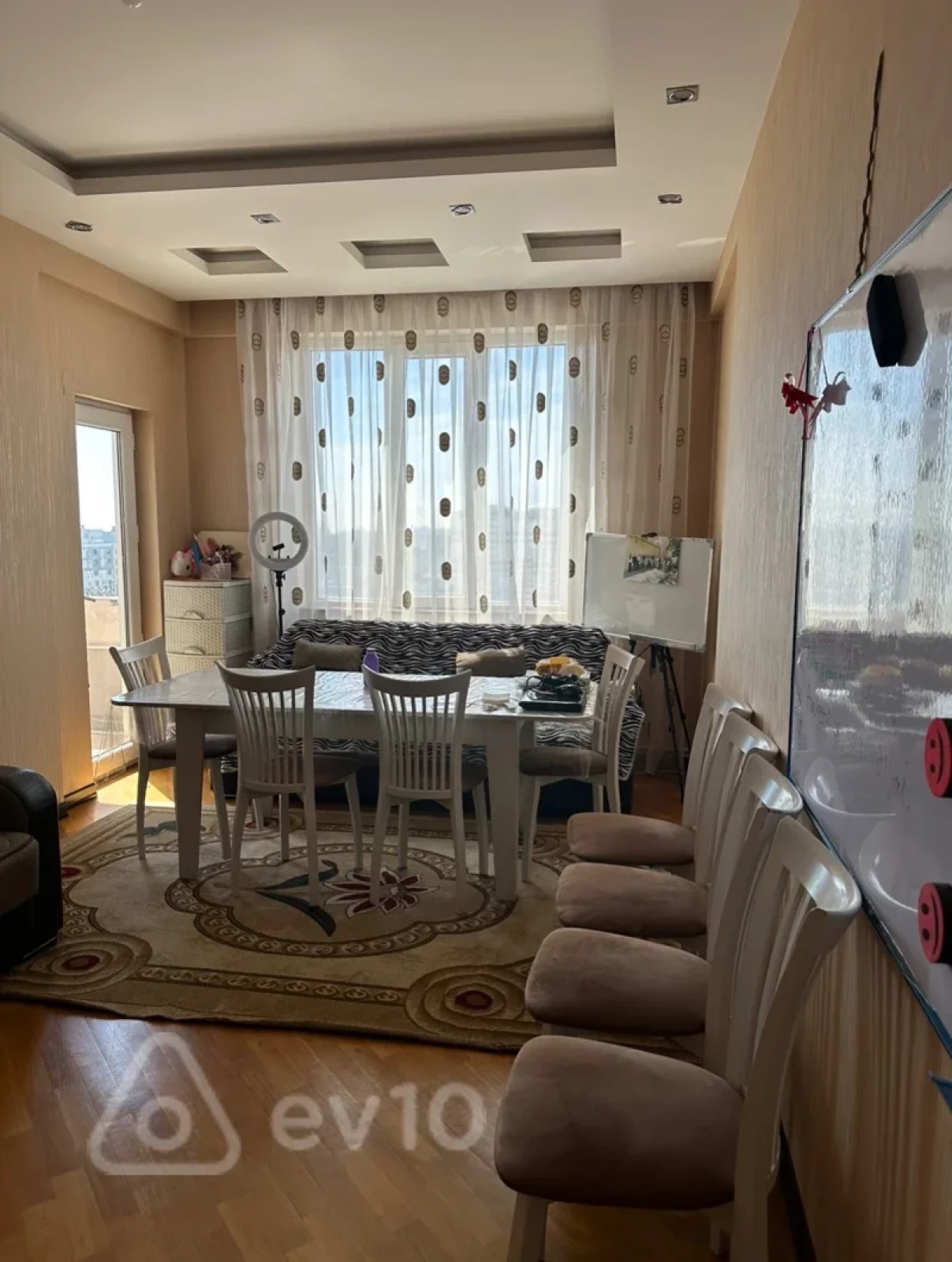 Kirayə verilir 3 otaqlı yeni tikili 90 m²