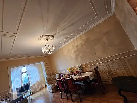 Kirayə verilir 4 otaqlı yeni tikili 120 m²