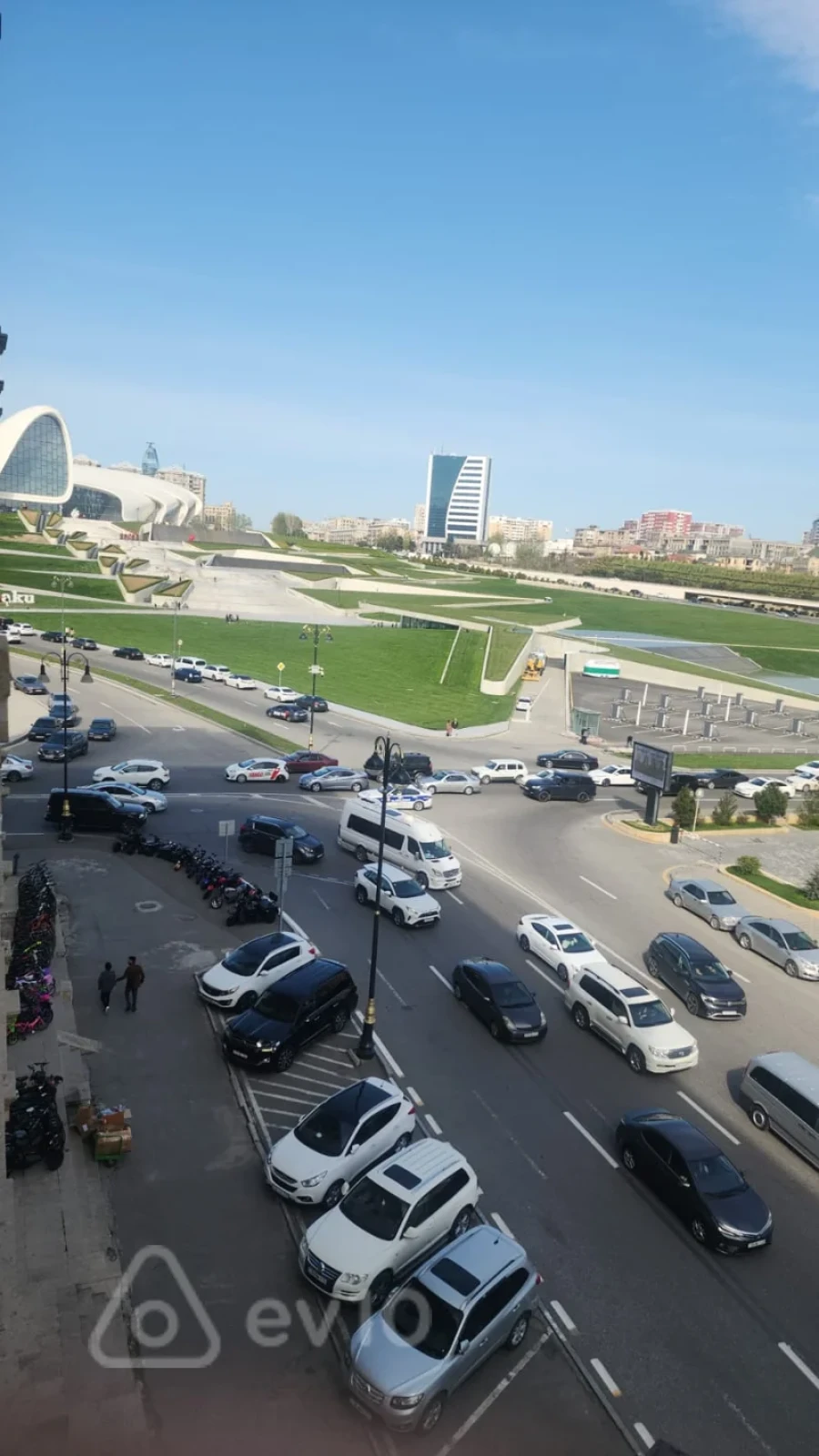 Kirayə verilir 4 otaqlı yeni tikili 120 m²