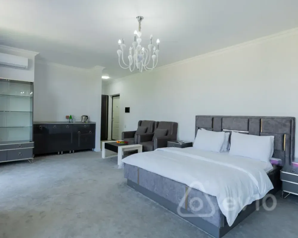 Satılır 2 otaqlı yeni tikili 78.9 m²