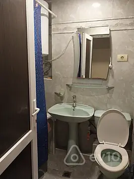 Kirayə verilir 7 otaqlı həyət evi 100 m²