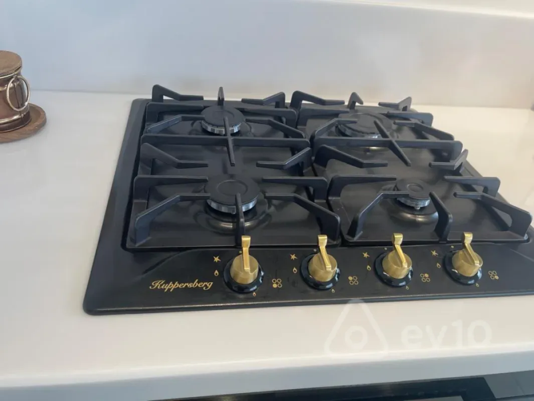 Kirayə verilir 2 otaqlı yeni tikili 90 m²