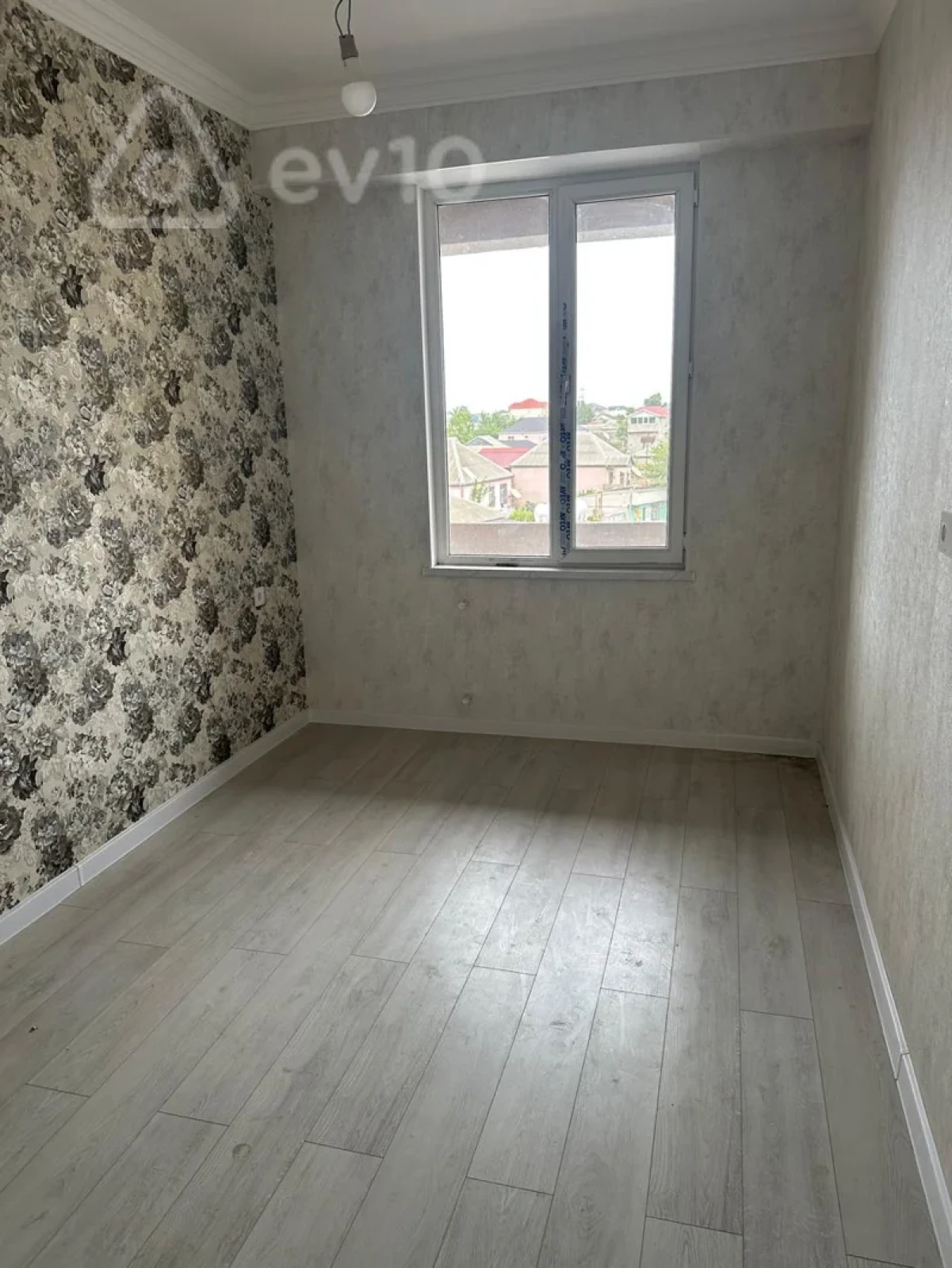 Satılır 3 otaqlı yeni tikili 76 m²