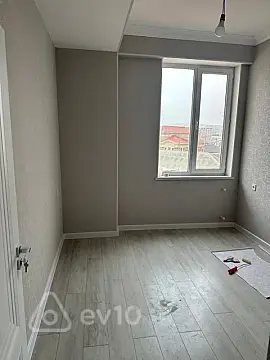 Satılır 3 otaqlı yeni tikili 76 m²