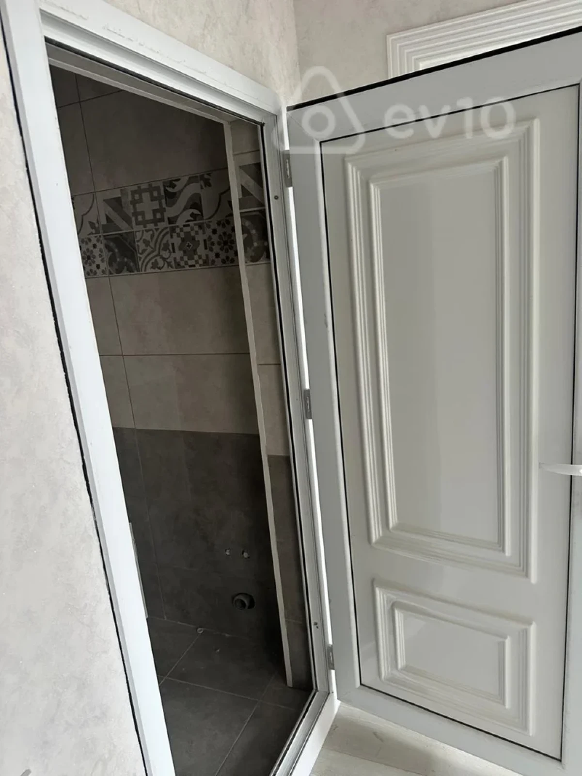 Satılır 3 otaqlı yeni tikili 76 m²