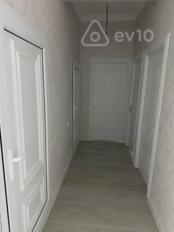 Satılır 3 otaqlı yeni tikili 76 m²