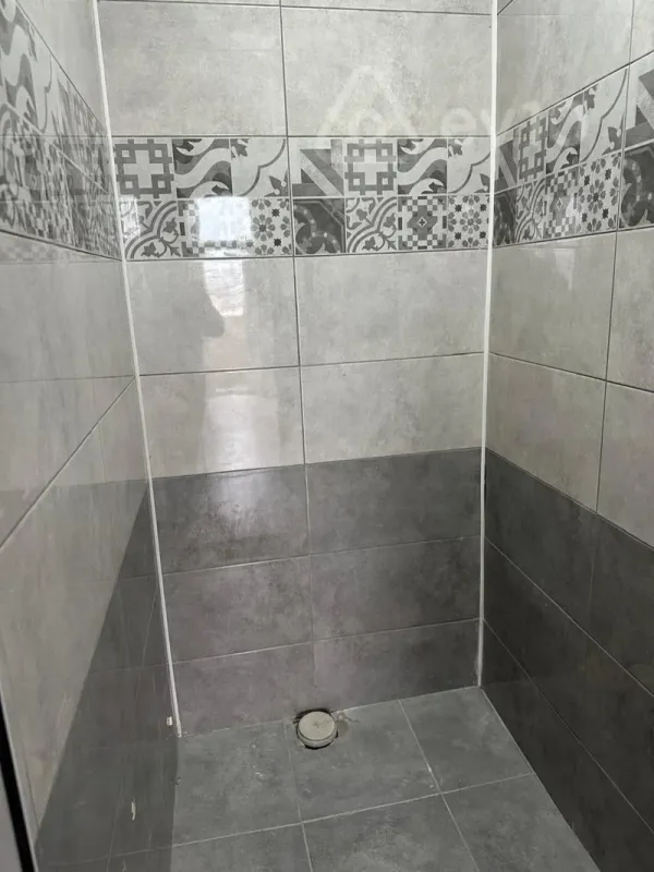 Satılır 3 otaqlı yeni tikili 76 m²