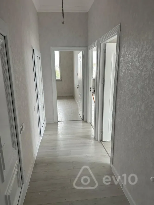 Satılır 3 otaqlı yeni tikili 76 m²