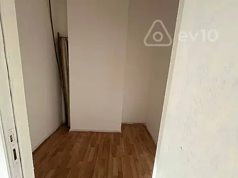 Kirayə verilir 4 otaqlı yeni tikili 15 m²