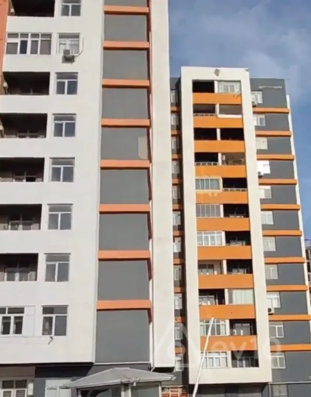Satılır 2 otaqlı yeni tikili 55 m²