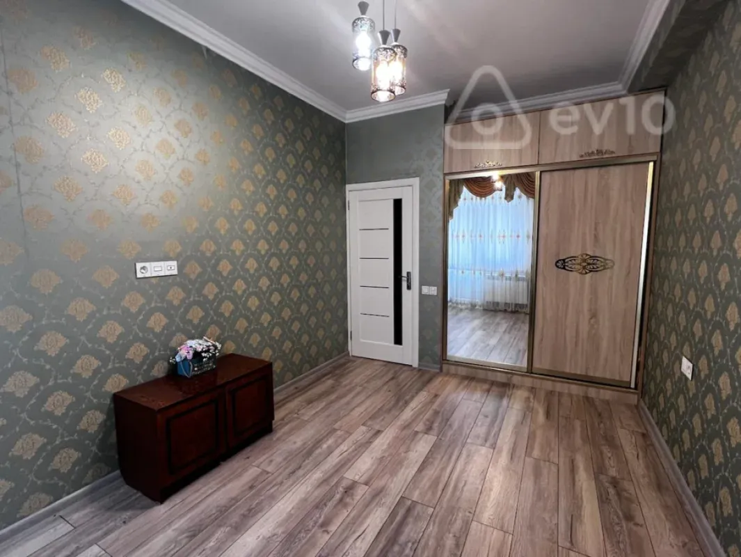 Satılır 2 otaqlı yeni tikili 55 m²
