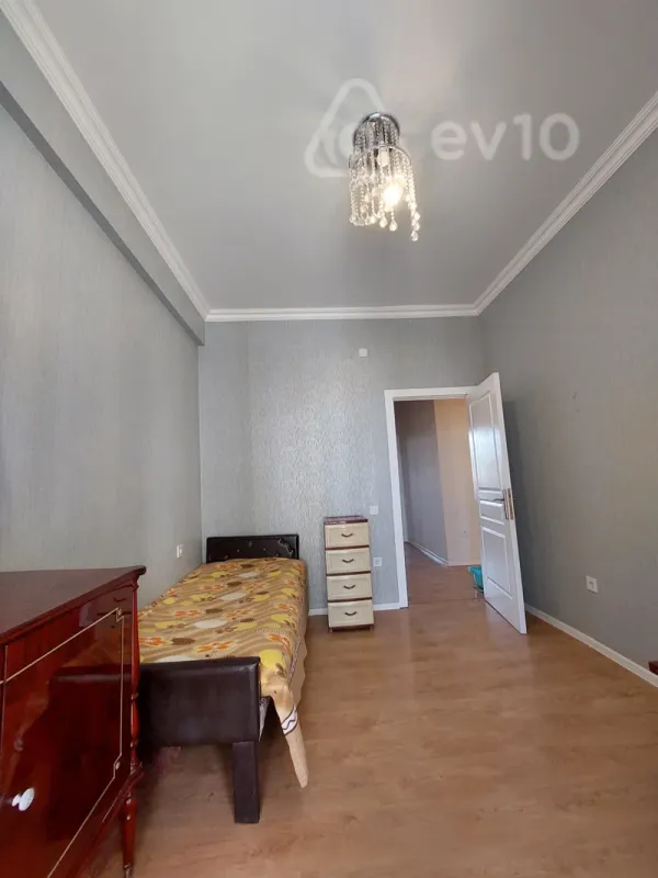 Kirayə verilir 3 otaqlı yeni tikili 70 m²
