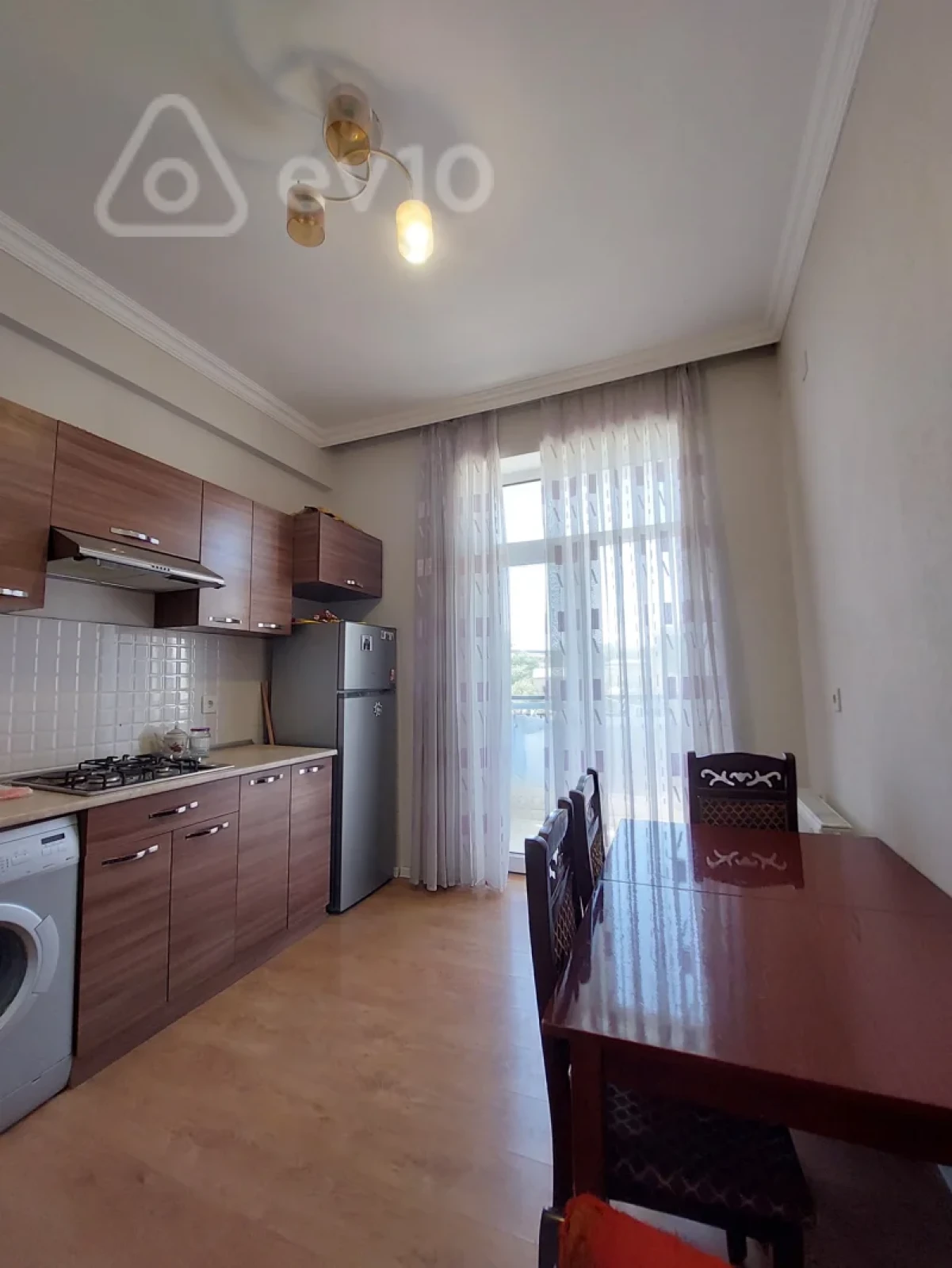 Kirayə verilir 3 otaqlı yeni tikili 70 m²