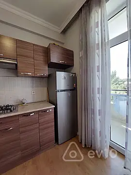 Kirayə verilir 3 otaqlı yeni tikili 70 m²