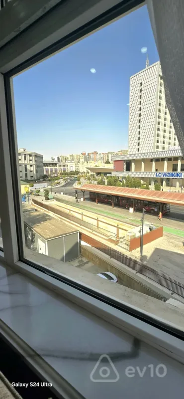 Kirayə verilir 3 otaqlı köhnə tikili 75 m²