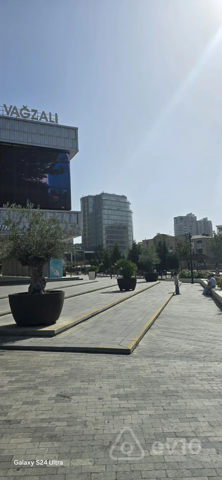 Kirayə verilir 3 otaqlı köhnə tikili 75 m²