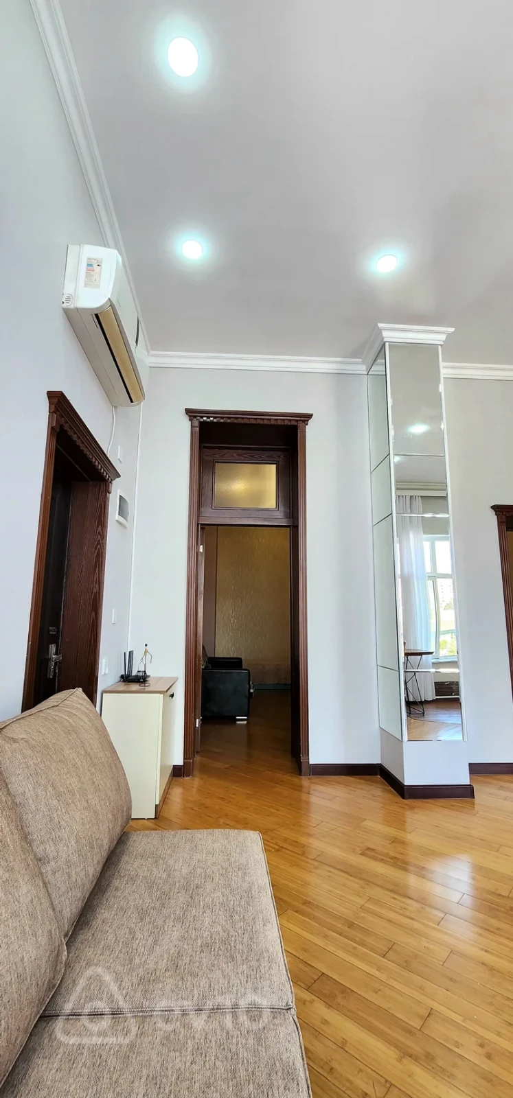 Kirayə verilir 3 otaqlı köhnə tikili 75 m²