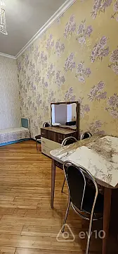 Kirayə verilir 3 otaqlı köhnə tikili 75 m²