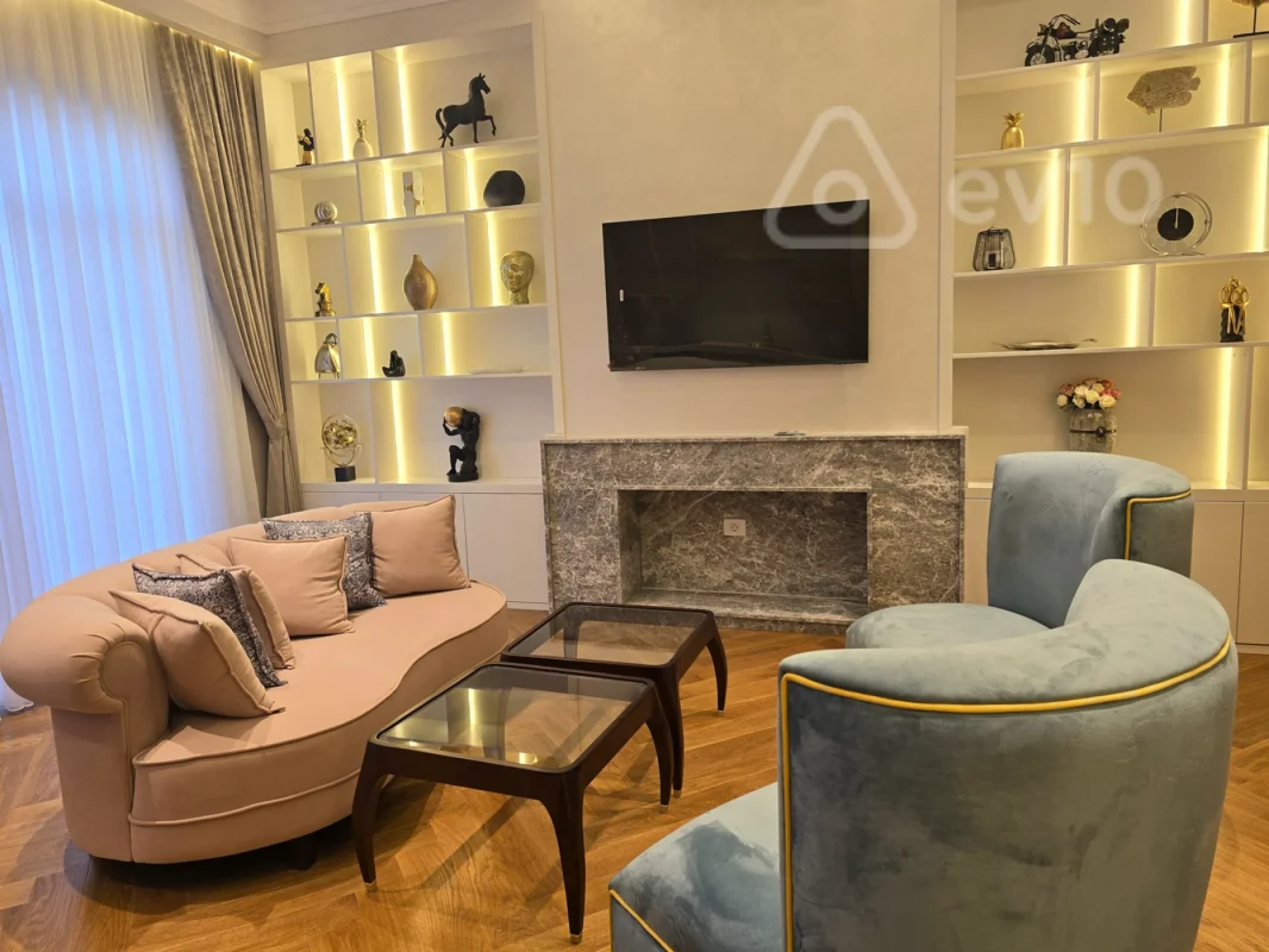 Kirayə verilir 3 otaqlı yeni tikili 120 m²