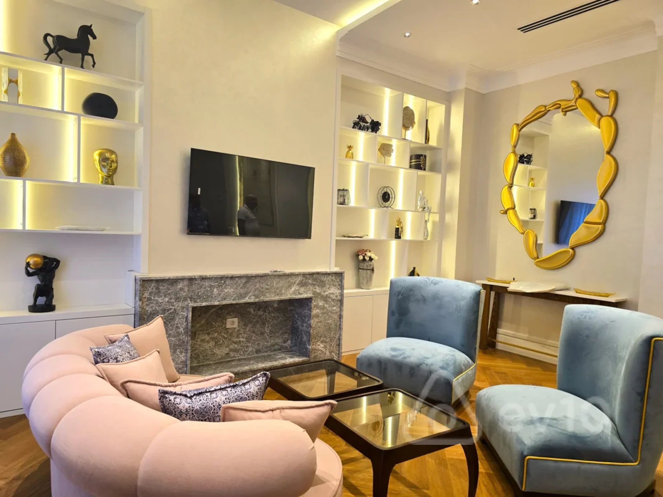 Kirayə verilir 3 otaqlı yeni tikili 120 m²