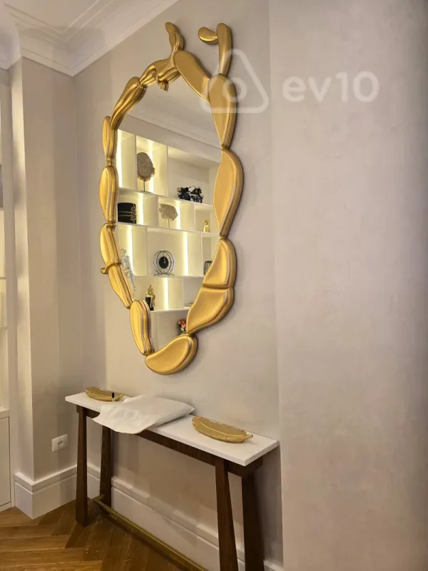 Kirayə verilir 3 otaqlı yeni tikili 120 m²