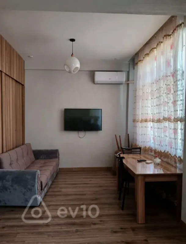 Satılır 2 otaqlı yeni tikili 44 m²