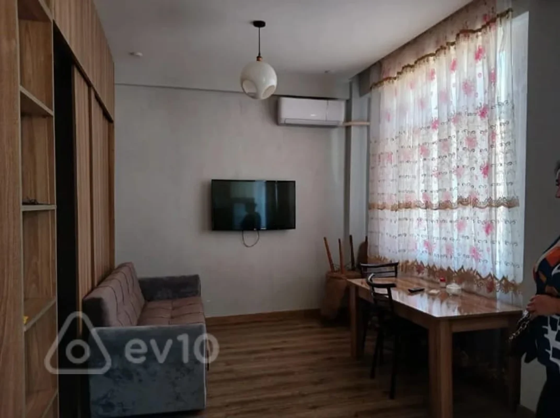 Satılır 2 otaqlı yeni tikili 44 m²