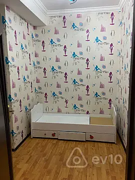 Kirayə verilir 3 otaqlı yeni tikili 90 m²