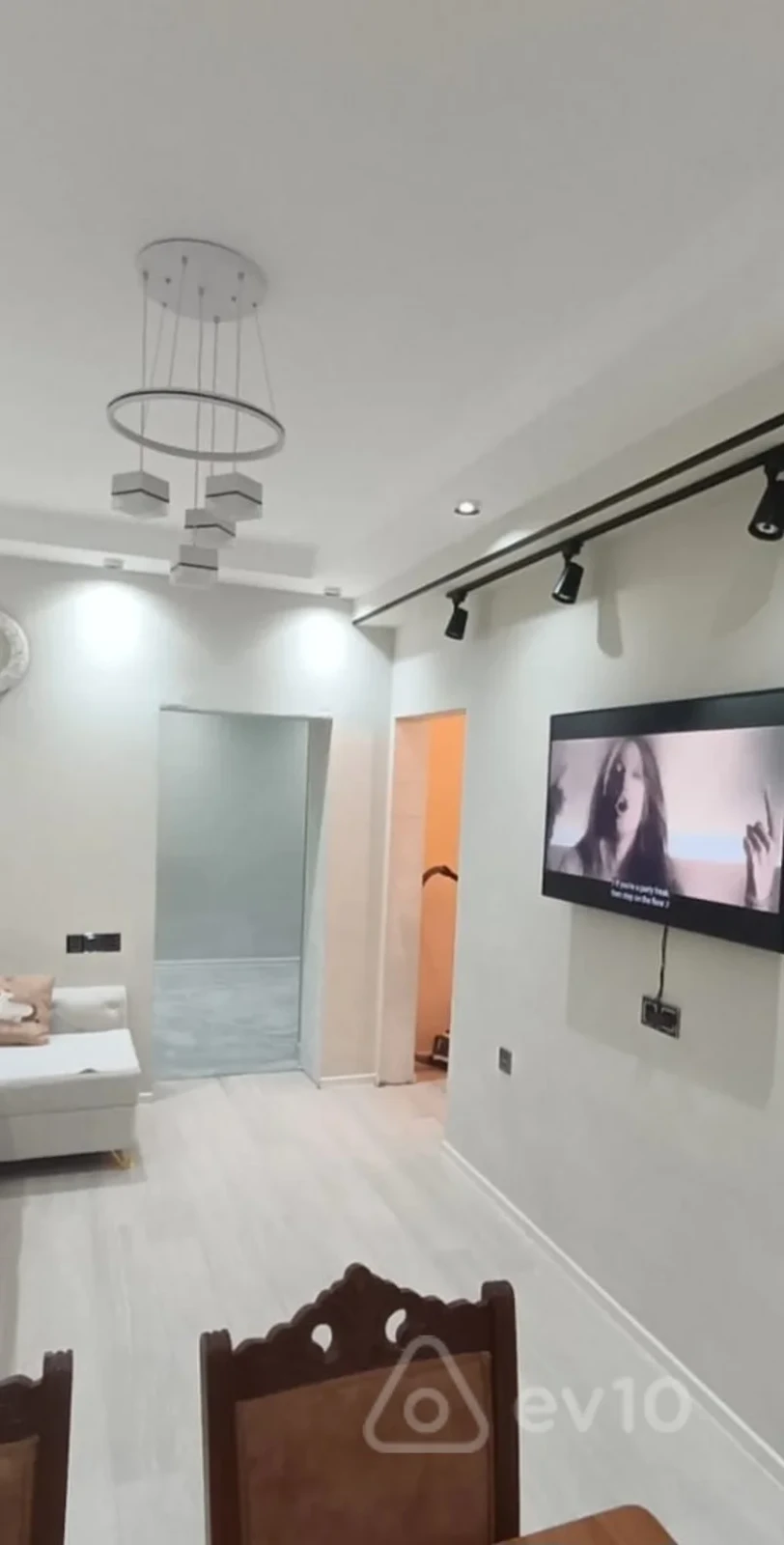 Satılır 3 otaqlı yeni tikili 60 m²