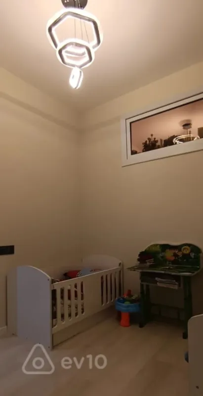 Satılır 3 otaqlı yeni tikili 60 m²