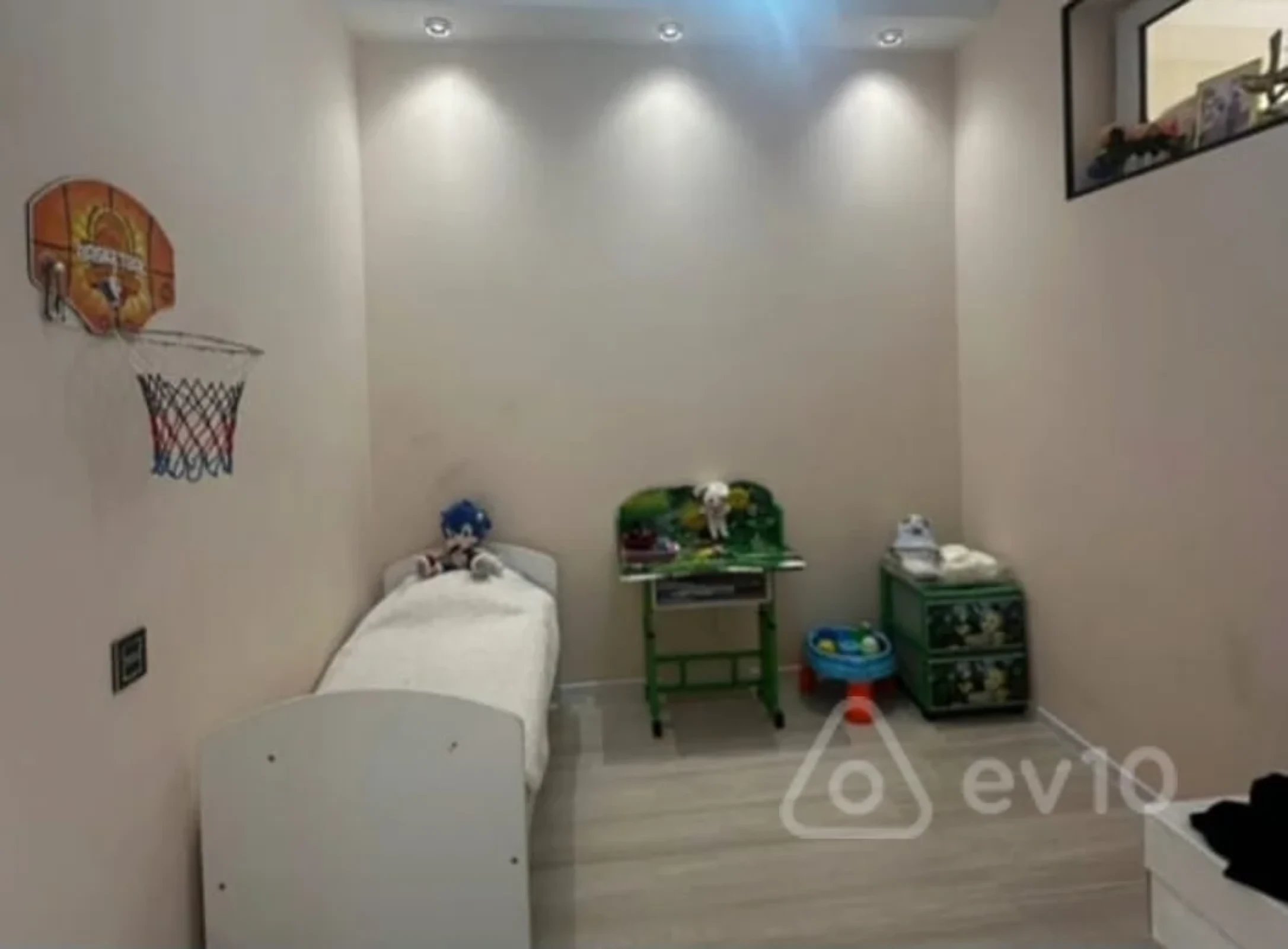 Satılır 3 otaqlı yeni tikili 60 m²