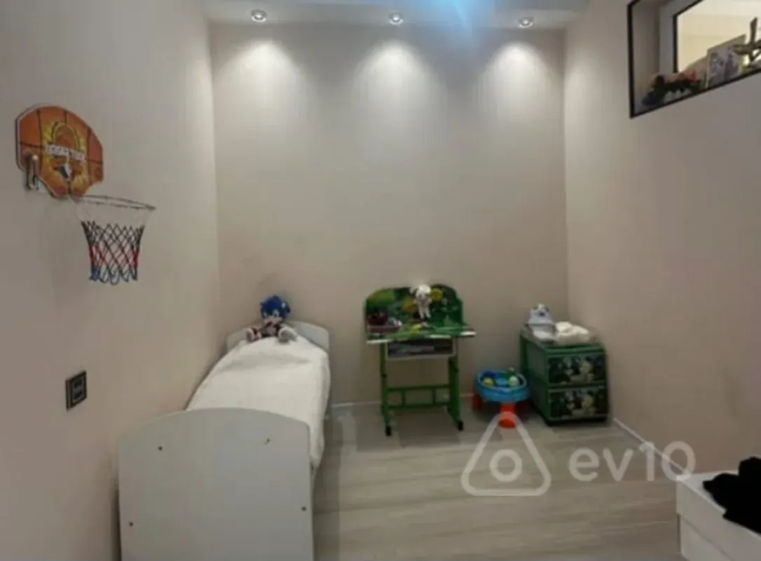 Satılır 3 otaqlı yeni tikili 60 m²