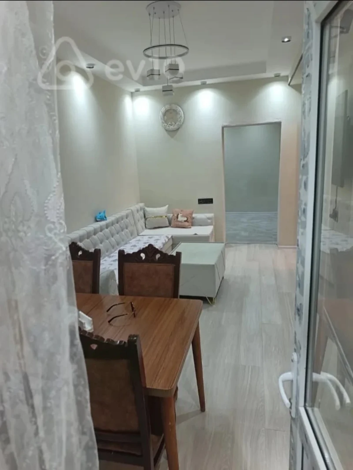 Satılır 3 otaqlı yeni tikili 60 m²