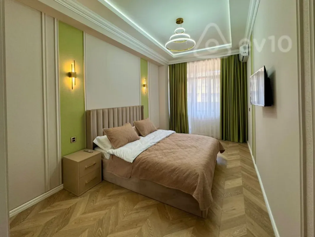 Kirayə verilir 2 otaqlı yeni tikili 83 m²