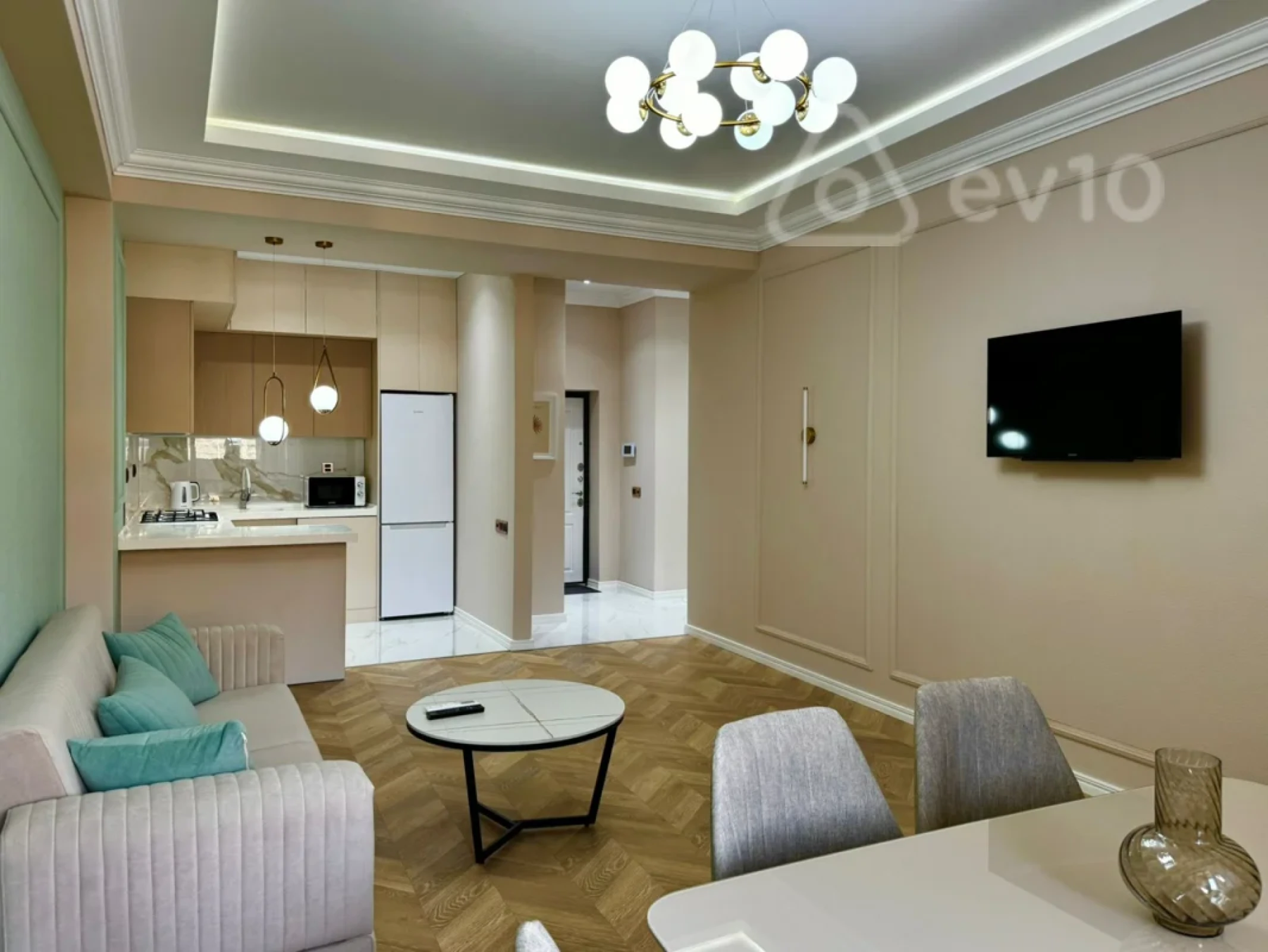Kirayə verilir 2 otaqlı yeni tikili 83 m²