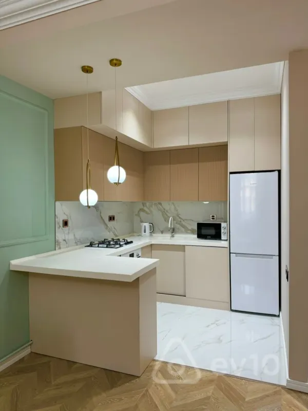 Kirayə verilir 2 otaqlı yeni tikili 83 m²