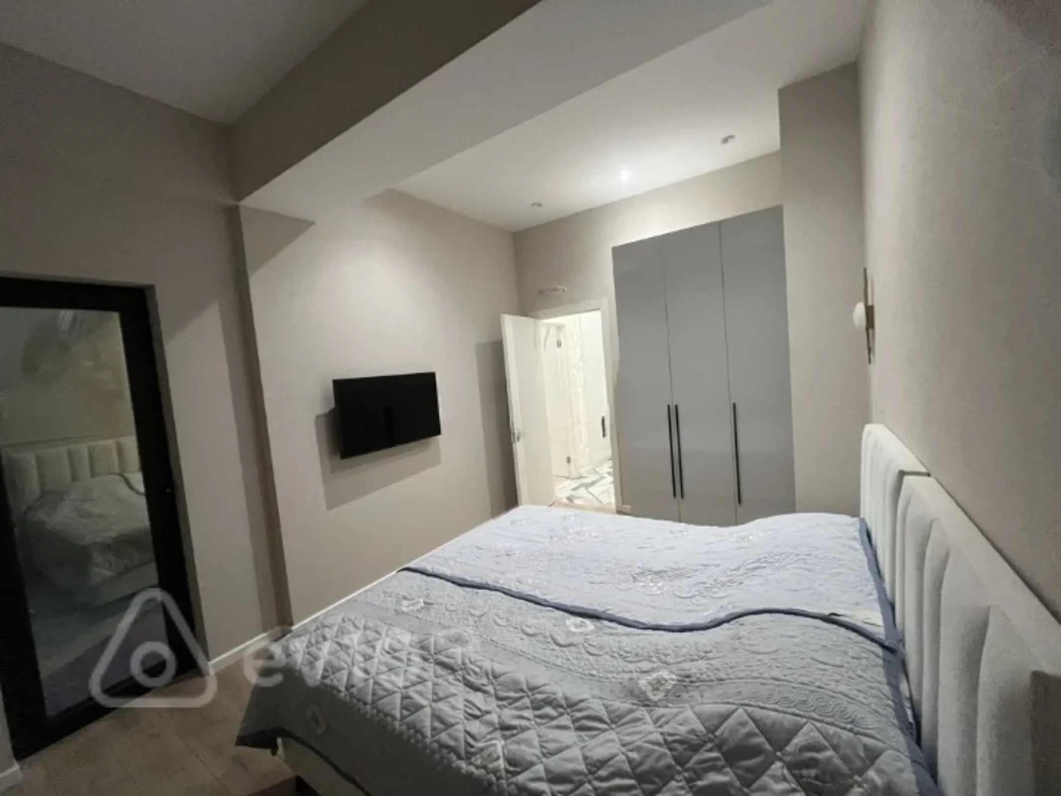 Kirayə verilir 2 otaqlı yeni tikili 60 m²