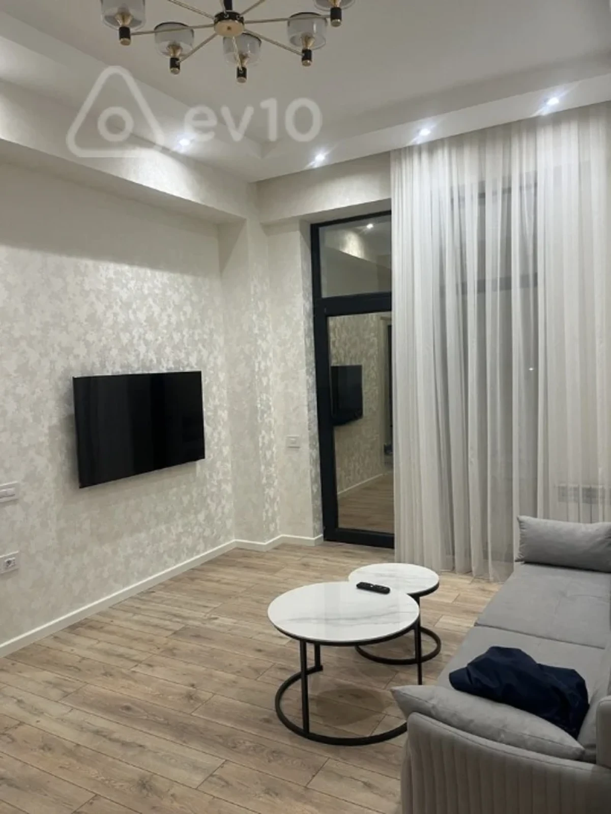 Kirayə verilir 2 otaqlı yeni tikili 60 m²