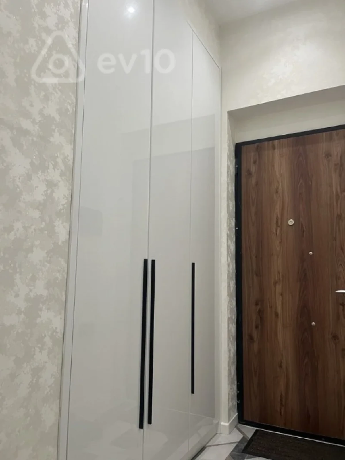 Kirayə verilir 2 otaqlı yeni tikili 60 m²